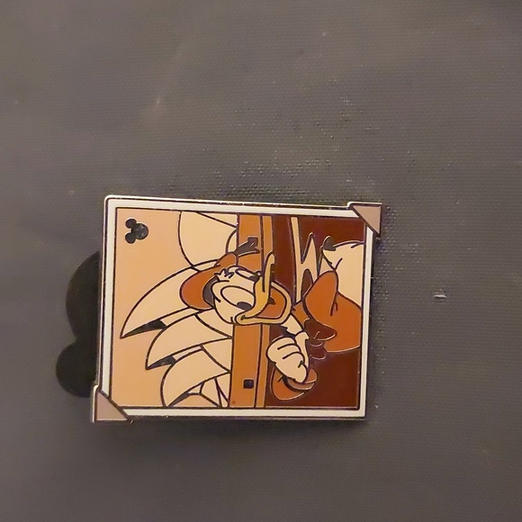 Disney Donald Duck pin - Picture 1 of 2